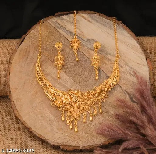 Glam Up Your Life with This Dazzling Jewelry Set